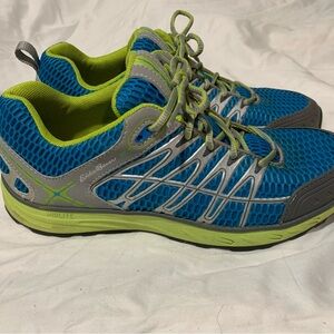 Gorpcore Sporty Granola Comfortable Athletic Eddie Bauer 9.5